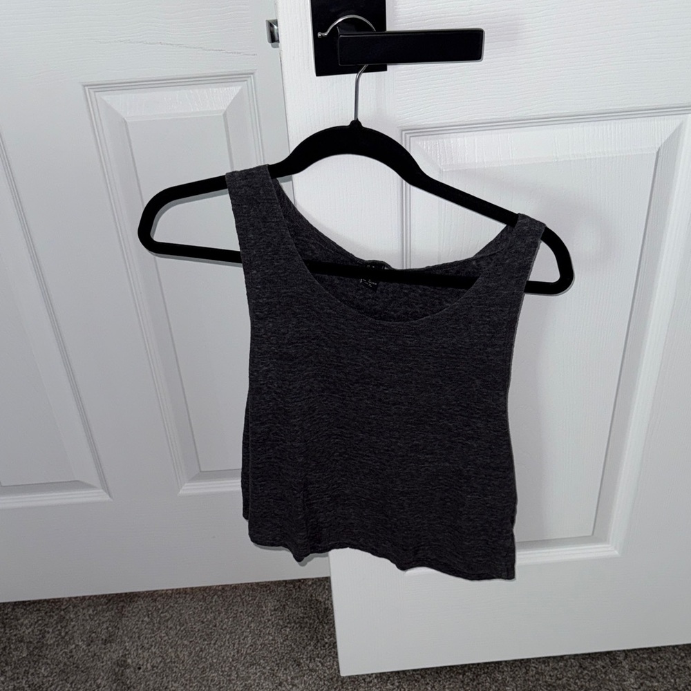Forever 21 Dark Gray Tank Top | Casual Basic | Size M